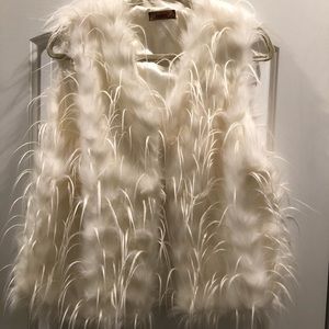 Like NEW - trendy vest